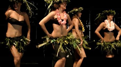 Tahitian Show In Tahiti Girl Almosts Shakes Her Skirt Off Youtube
