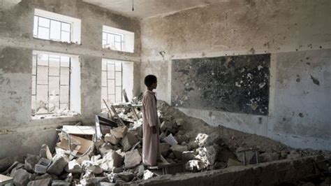 Going Back To School In A War Zone Bbc News