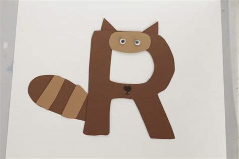 Easy A Z Alphabet Crafts With Animal Themes