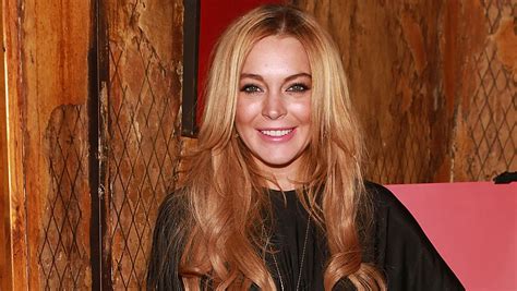 Lindsay Lohan To Guest Star On Broke Girls Cbs News