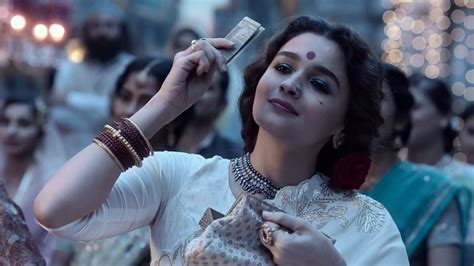 Gangubai Kathiawadi Box Office Alia Starrer Crosses ₹100 Cr Worldwide Bollywood Hindustan Times