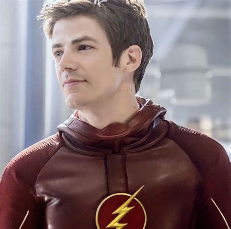 Barry Allen The Flash Grant Gustin Supergirl And Flash Flash Funny