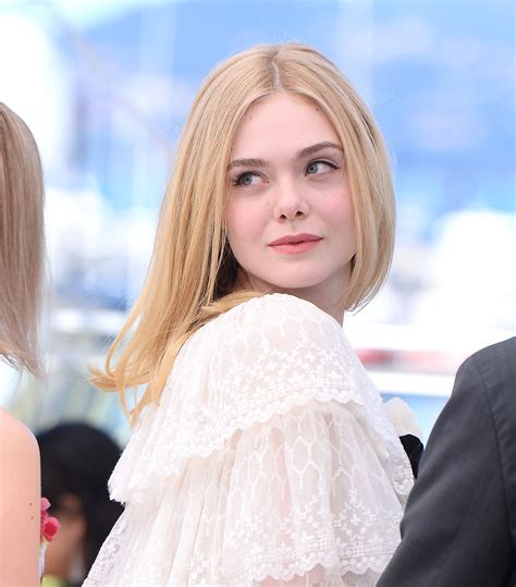 20 05 the neon demon photocall 69th annual cannes film festival elle fanning elle fanning