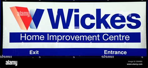 Wickes Store Sign Logo England Uk Stock Photo Alamy