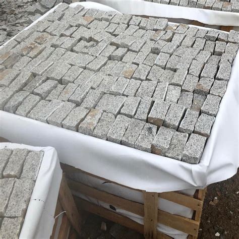 Silver Grey Granite Setts Cobbles Cropped 200x100x50 Stone Paving Direct