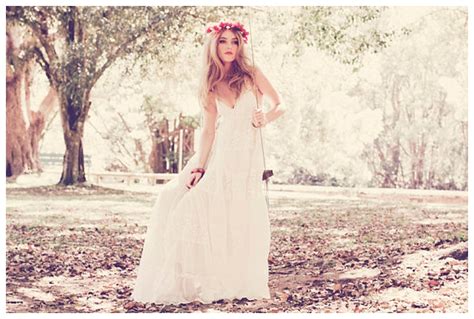 Visit dressmebridal.co.uk, for information about lace wedding dresses uk , short dresses, cheap evening dresses and just about anything else you need to plan your. Not-Too-Pricey French Lace Wedding Dresses