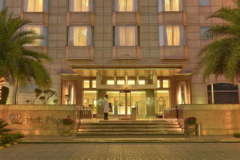 The Palms Town And Country Club Hotel Gurgaon Rooms Rates Photos