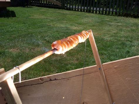 Build A Solar Hot Dog Cooker