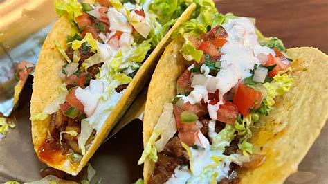 Beef And Chorizo Red Picadillo Tacos Rachael Ray Recipe Rachael Ray