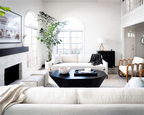 32 Minimalist Living Rooms That Are Anything But Boring