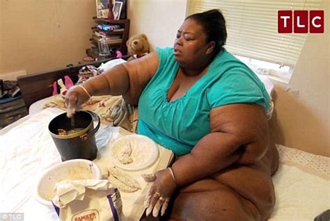 Obese 800lbs Mom Who Underwent Gastric Surgery Still Bedridden Nine Months After Daily Mail Online