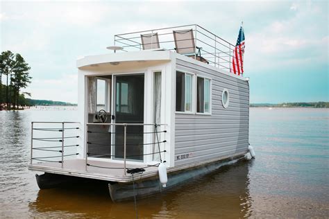Ever Heard Of A Tiny Houseboat You Can Rent One At Jordan Lake