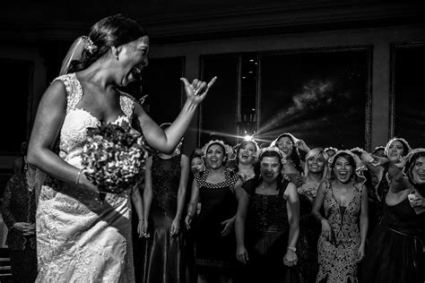 Wedding Photojournalism 23 Moments