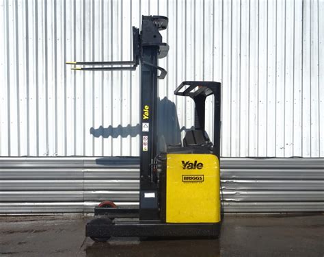 Yale Mr16h Used Reach Forklift Truck 2053