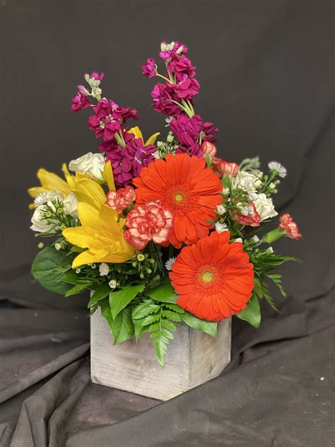 Bright Flower Box In Voorhees Nj Green Lea