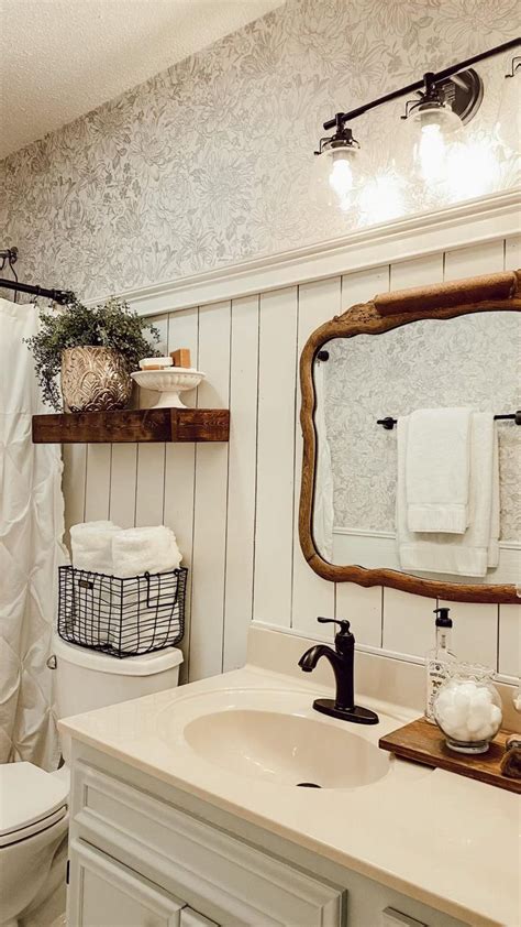Farmhouse Bathroom Wallpaper