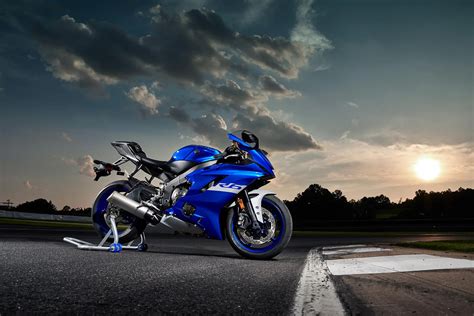 2020 Yamaha Yzf R6 Guide • Total Motorcycle