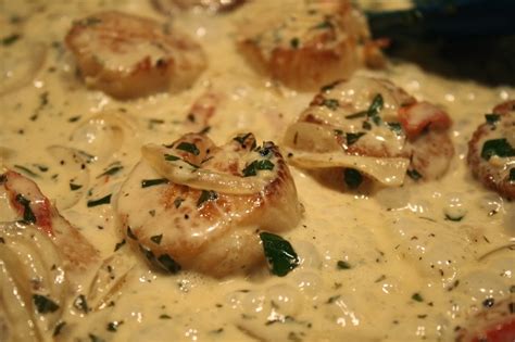 The Roediger House Meal No 850 Chorizo Baked Sea Scallops With Basil Cream Sauce