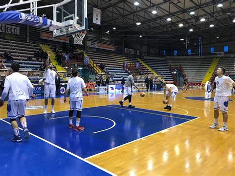 Tutte le informazioni su biglietti e regolamenti. Il Napoli Basket torna in serie B - ilNapolista