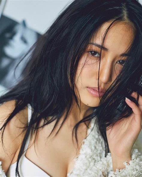 The ドキュメント 本能丸出しでする絶頂sex ムチムチ褐色極上bodyのスケベビッチol 今井夏帆. @藤井夏恋: 7/16 初単独写真集 『KAREN』発売。... - Wacoca