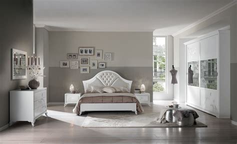 Maybe you would like to learn more about one of these? Risultati immagini per camere da letto classiche | Camera ...