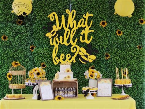 You want everyone at your baby shower to know and have a great time, and you want the best photos possible to show everyone. Creative and Unique Baby Gender Reveal Party Ideas | ThatSweetGift.com