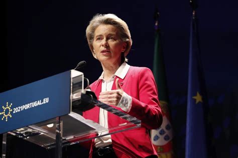 «η δολοφονία ενός δημοσιογράφου είναι μια απεχθής, δειλή πράξη. Ουρσουλα φον ντερ Λάιεν: To 70% των Ευρωπαίων θα έχει ...