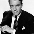 In pictures: Donald Sinden - BBC News