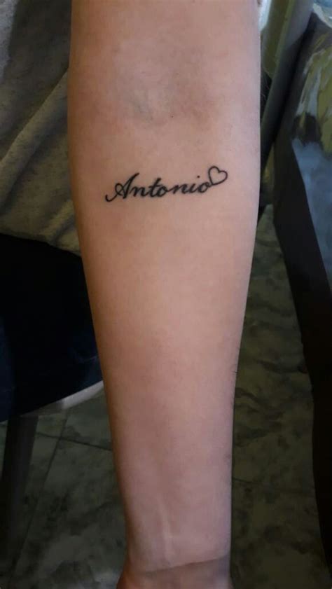 Letra Cursiva Tatuajes De Nombre Antonio Letra