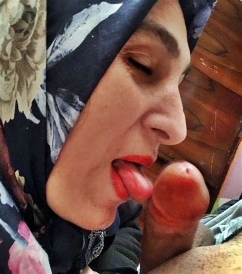 T Rbanl Suriyeli Erotik Sevgilisiyle Ormanda Kiz Pornosu Ru