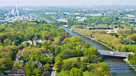 Bei uns findest du schuhe, bekleidung und ausrüstung für viele sportarten. Oberhausen 2021: Top 10 Touren & Aktivitäten (mit Fotos ...