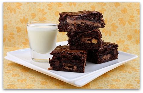 Instructions in a large saucepan, cook butter and chocolate over low heat, stirring frequently, until melted and smooth. paula deen fudge