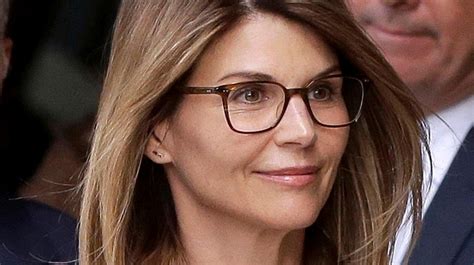 Fuller House Reveals Whereabouts Of Lori Loughlins Aunt Becky Newsday