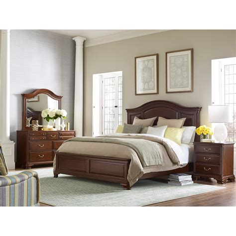 Kincaid Furniture Hadleigh Traditional King Arched Panel Bed Powells