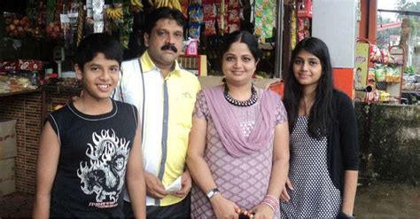 The artists behave as if in real situations. mennakshi and kannan with their family