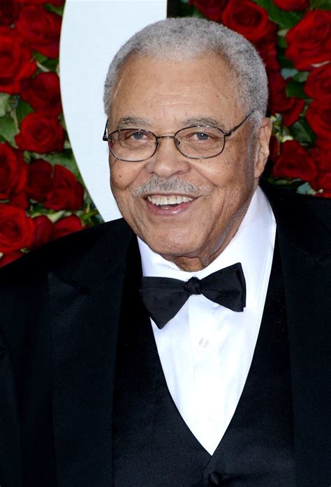 When jones was five years old, his family moved to dublin, michigan. James Earl Jones Pictures, Latest News, Videos.