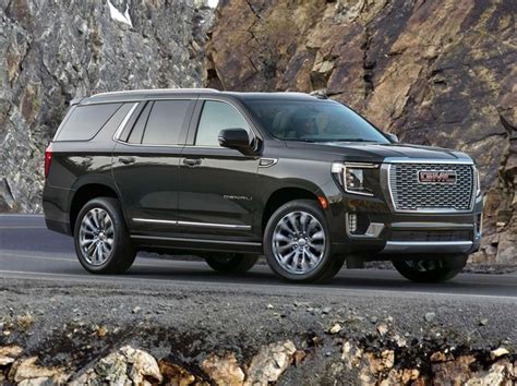 2021 Gmc Yukon Review Pricing And Specs