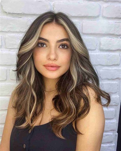 49 Stunning Brown Hair With Highlights For 2020