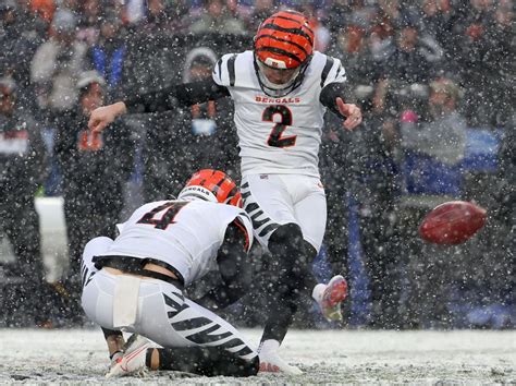Nfl Playoffs Bengals Beat Buffalo In The Snow