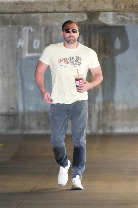 ben affleck looks buff after leaving rehab for a third time
