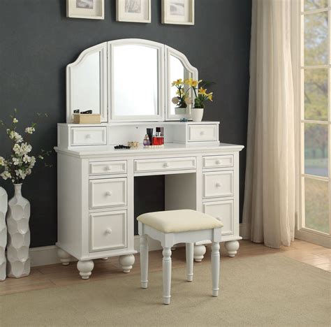 Set includes vanity table & vanity stool. Furniture Of America Athy White 3pc Vanity Set | The ...