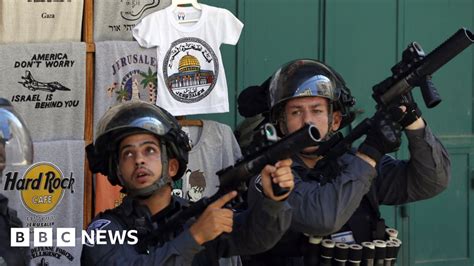 Jerusalem Holy Site Witnesses Fresh Clashes Bbc News