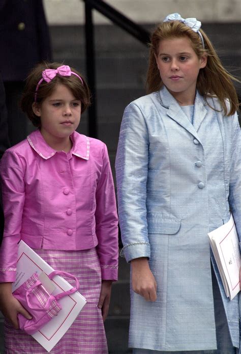 30-of-princess-eugenie-and-princess-beatrice-s-most-iconic-hat-moments-princess-beatrice