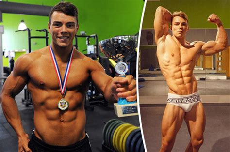 Bodybuilder Reveals How Anyone Can Get A Body Like A Male Fitness Model