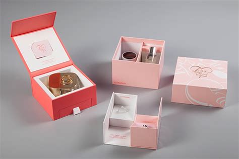 High Quality Customized Cosmetic Packaging Box Jewelry Packaging Sets
