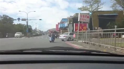 Taiwanese Drunk On Scooter Meets The Innevitable Youtube