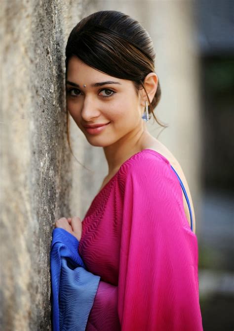 Masala Lake Milky White Beauty Tamanna Looks Dropdead Gorgeous In Pink