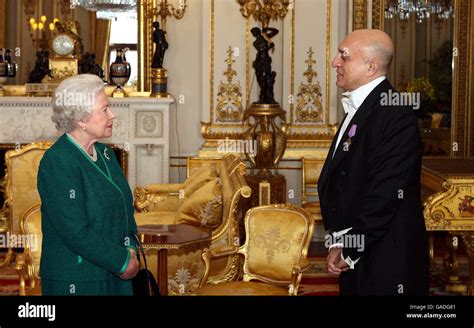 Britains Queen Elizabeth Ii Receives The Ambassador Of Azerbaijan Hi