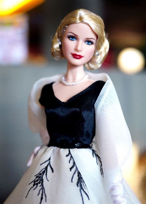 Mattel Grace Kelly The Romance Silkstone Barbie Giftset Mattel T
