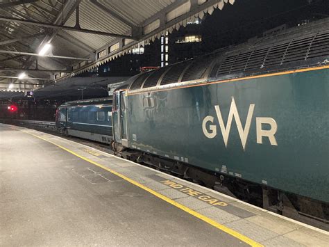 Gwr Night Riviera Sleeper Train At London Paddington Flickr